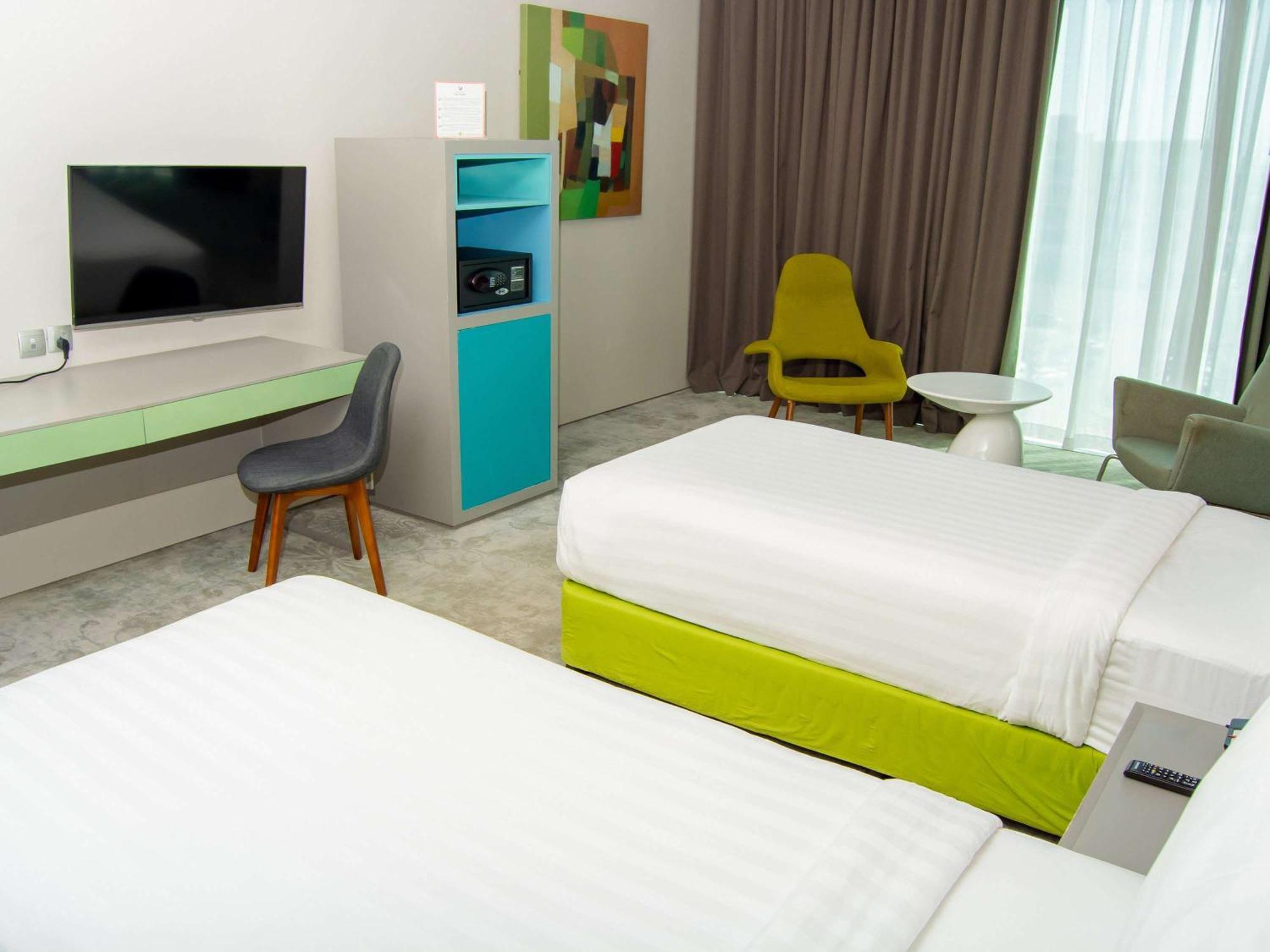 Ibis Styles Dubai Jumeira Eksteriør billede