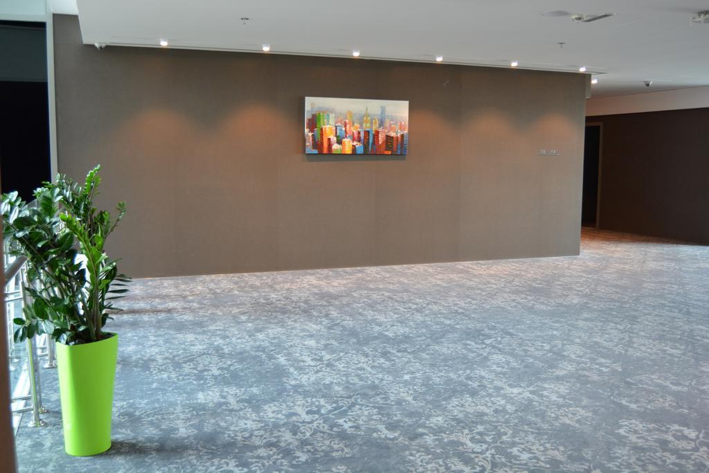 Ibis Styles Dubai Jumeira Eksteriør billede